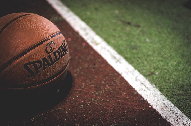 basketball-2592790_1920