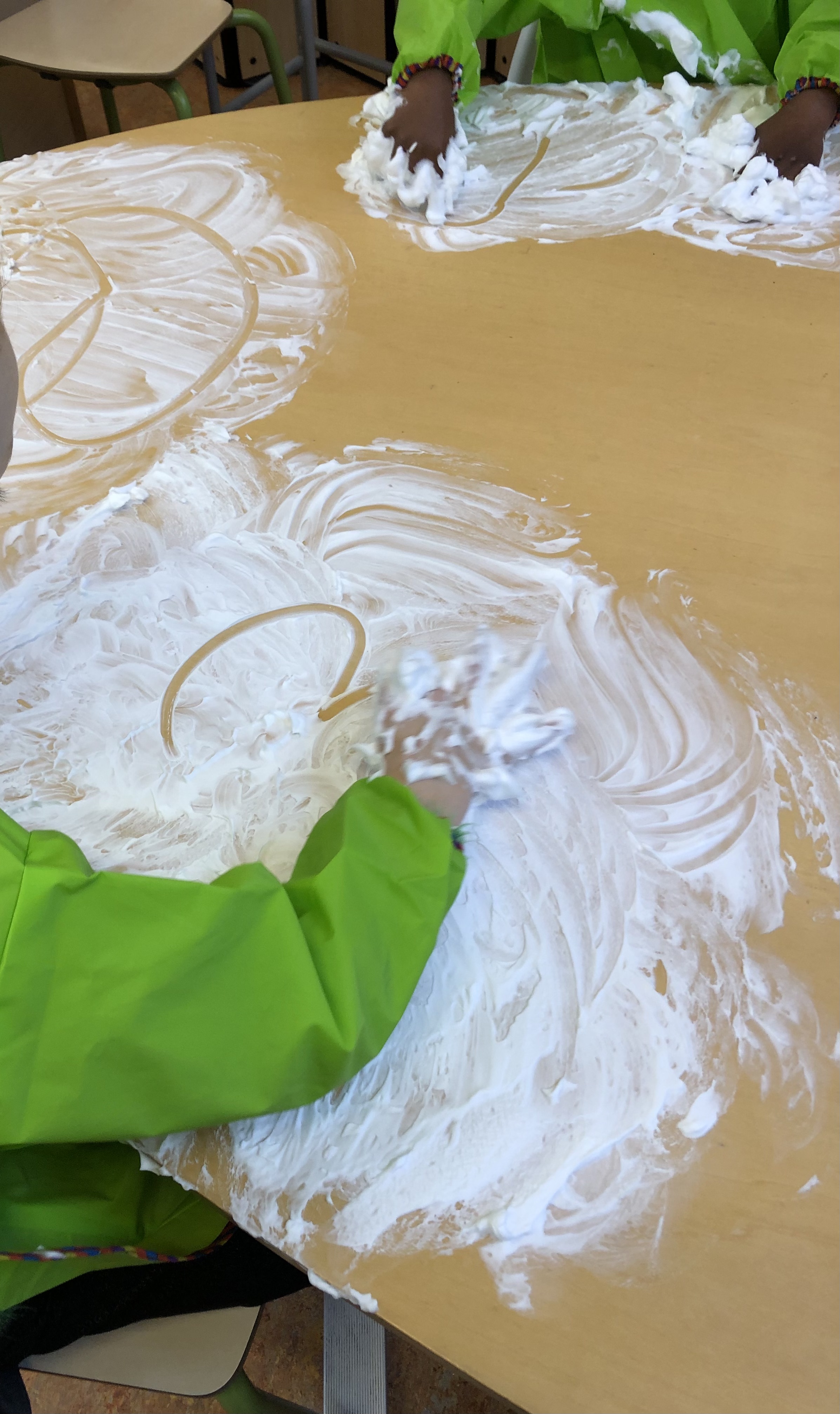 Hard aan het werk bij de noodopvang!